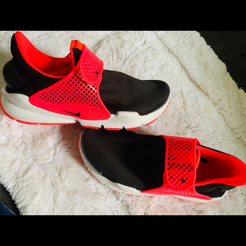 Nike Prestos - Picture 3 of 3